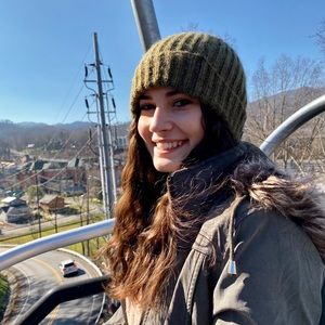 Meet your Posher, Katelyn